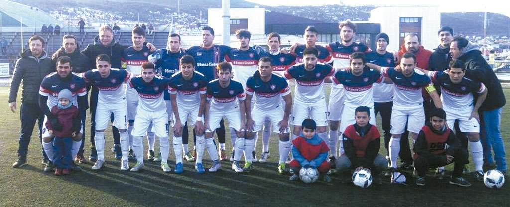 Los Cuervos alcanzó un triunfo agónico pero merecido