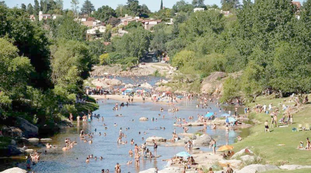 Cerca de 1.2 millones de turistas recorren el país