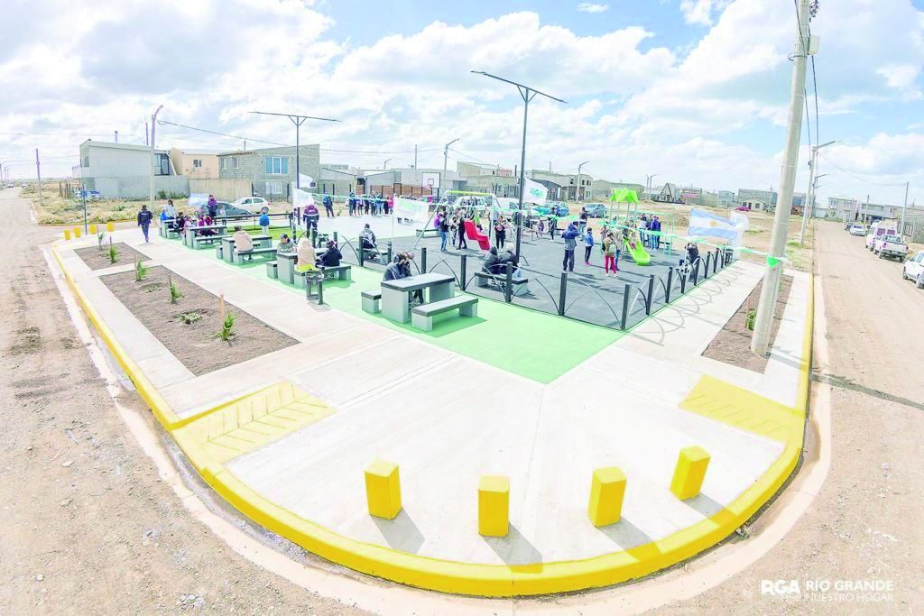Nueva plaza en el Barrio Centenario
