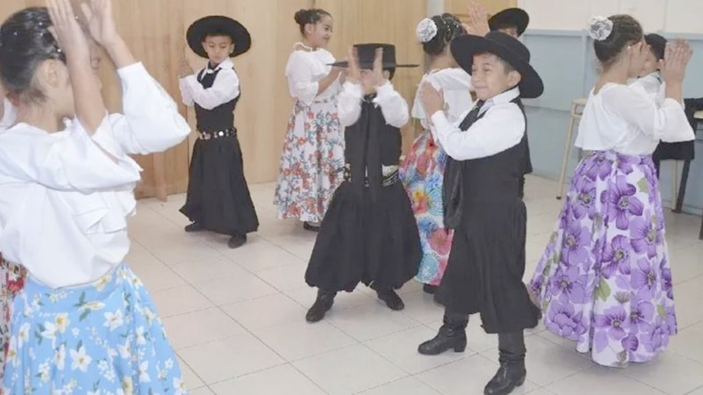 Educación Folclórica para las escuelas