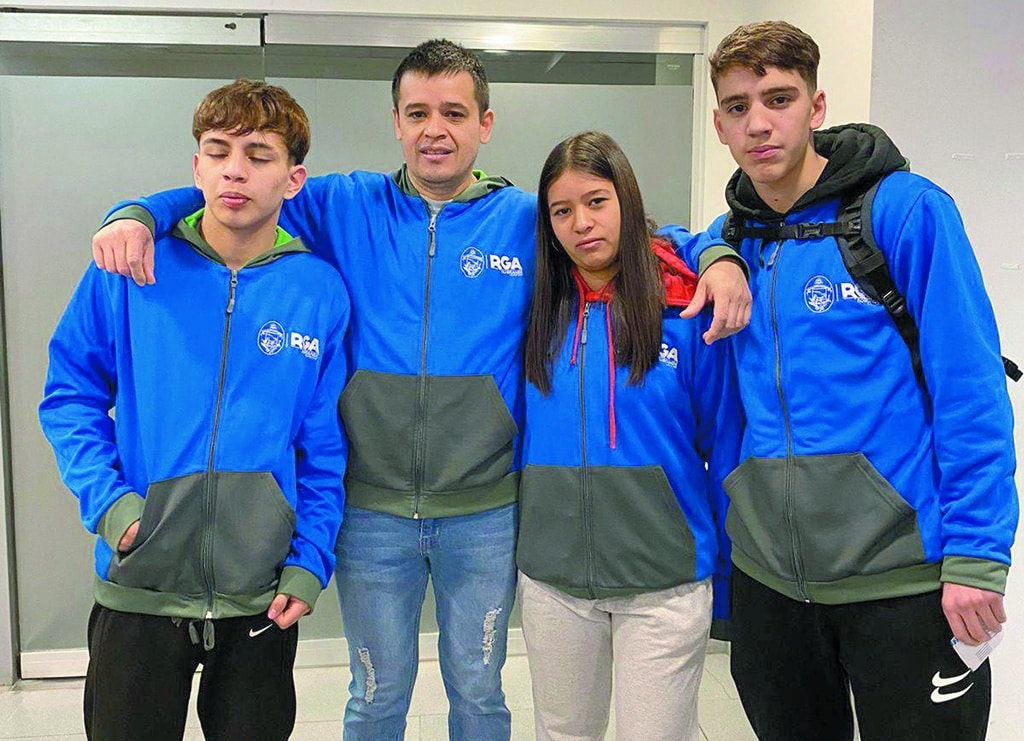 Medina, González y Gómez combaten en Las Grutas Diario El Sureño