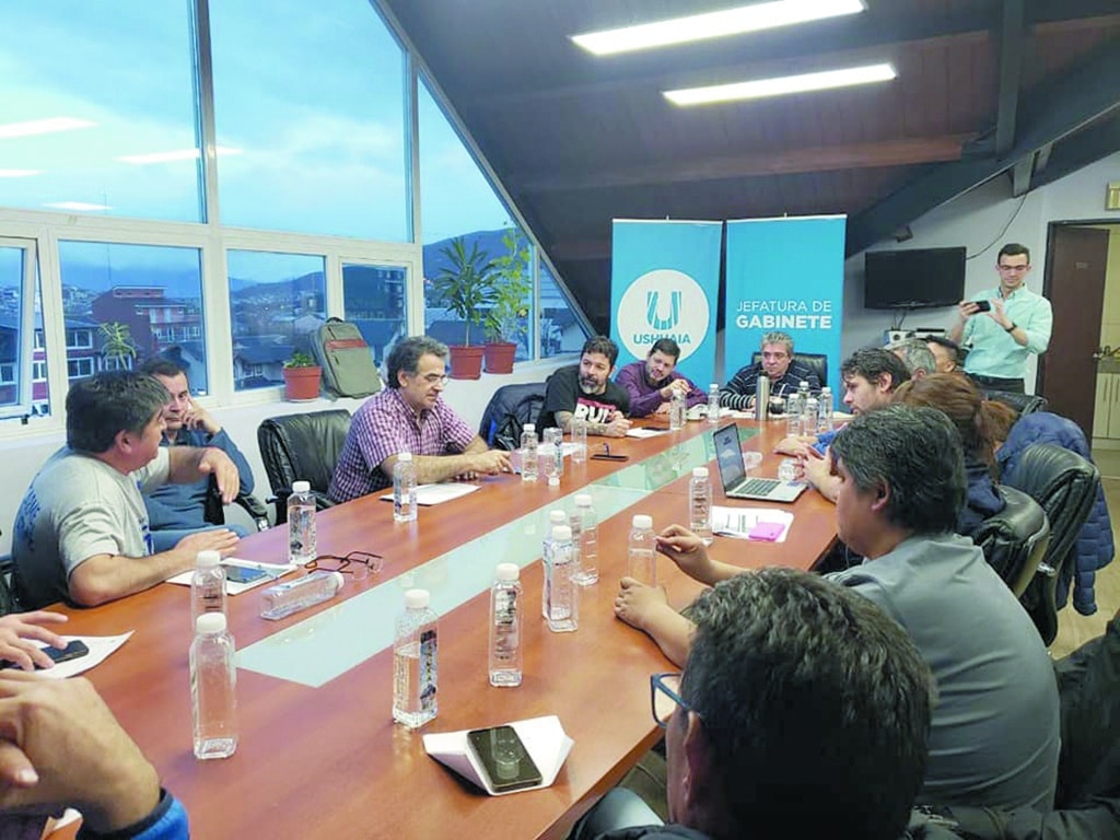 Acuerdo salarial con la Municipalidad de Ushuaia y los gremios