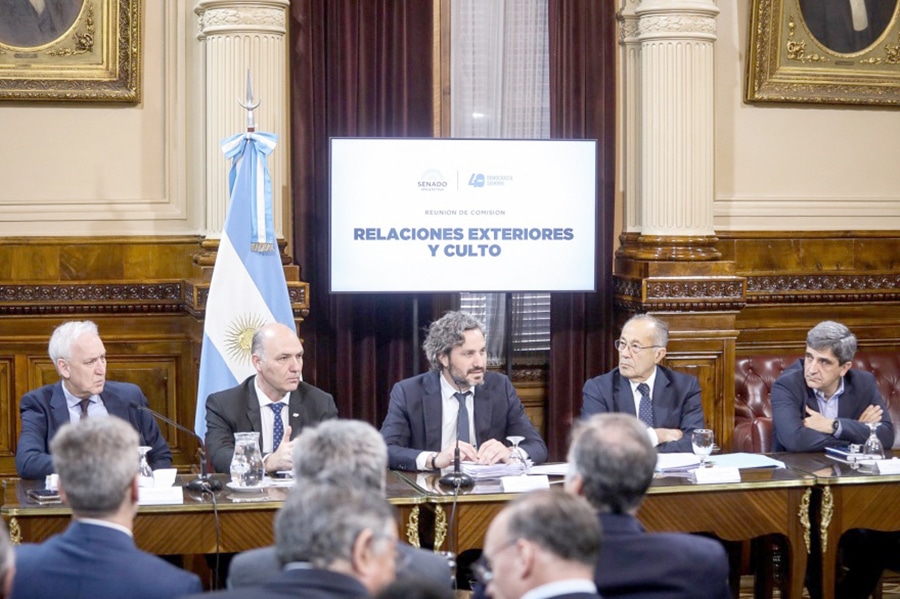 Duro cruce de Cafiero y Melella por el radar