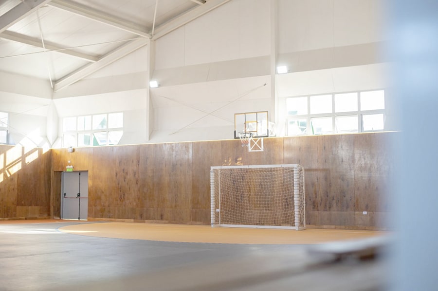 La Escuela 21 de Río Grande cuenta con su propio gimnasio