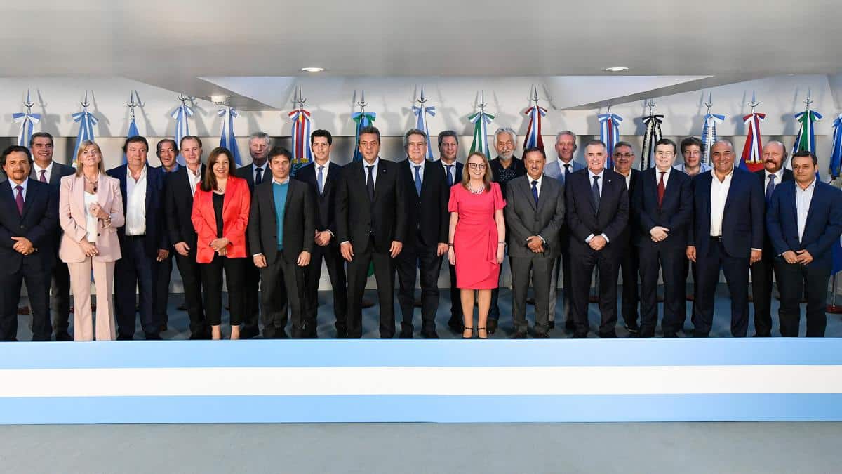 Massa se reúne con gobernadores para definir un plan de obras nacional