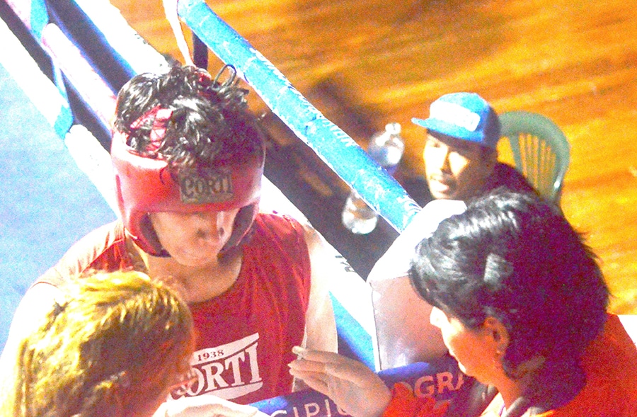 Flores, Medina y Gómez combaten en Caleta Olivia Diario El Sureño