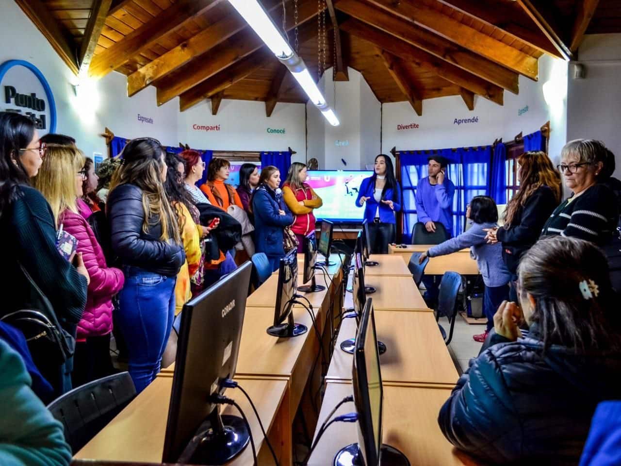 The municipality opened the “Ushuaia Emprende” space.
