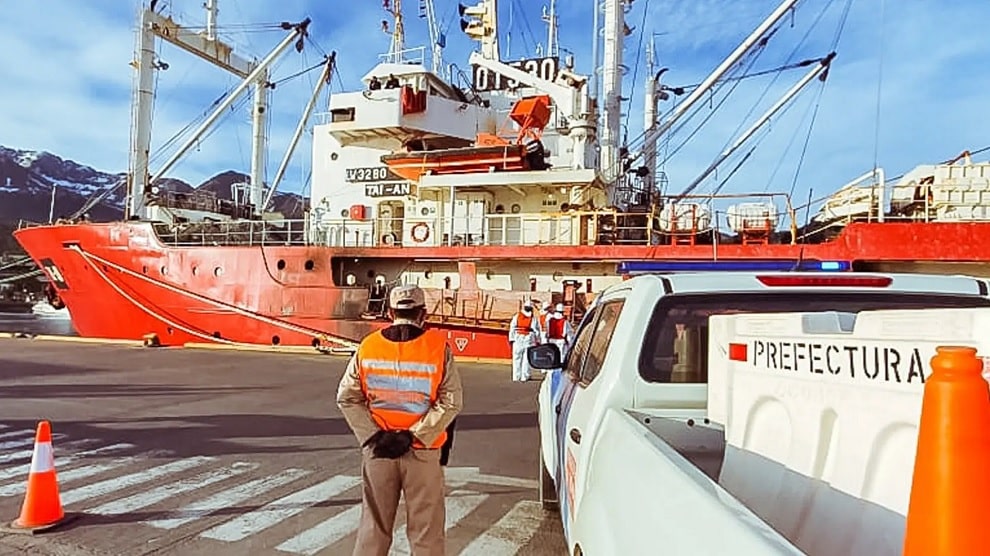 Merluza negra, demanda colectiva: El “pueblo argentino” acciona contra la pesca ilegal