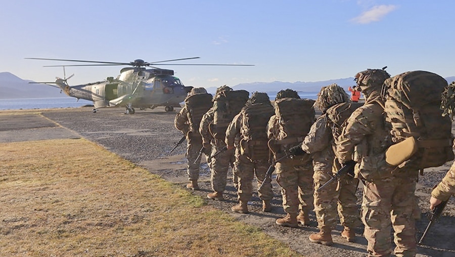 Adiestramiento helitransportado en Ushuaia