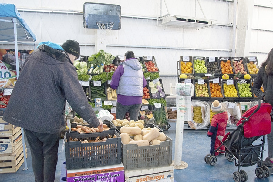 El Mercado en tu Barrio: Una propuesta que crece y ayuda a la economía familiar