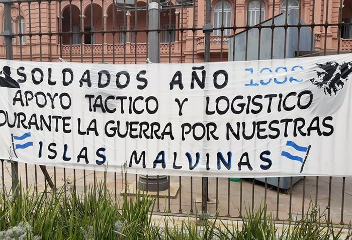 Soldados reclaman ser incluidos en el padrón de excombatientes