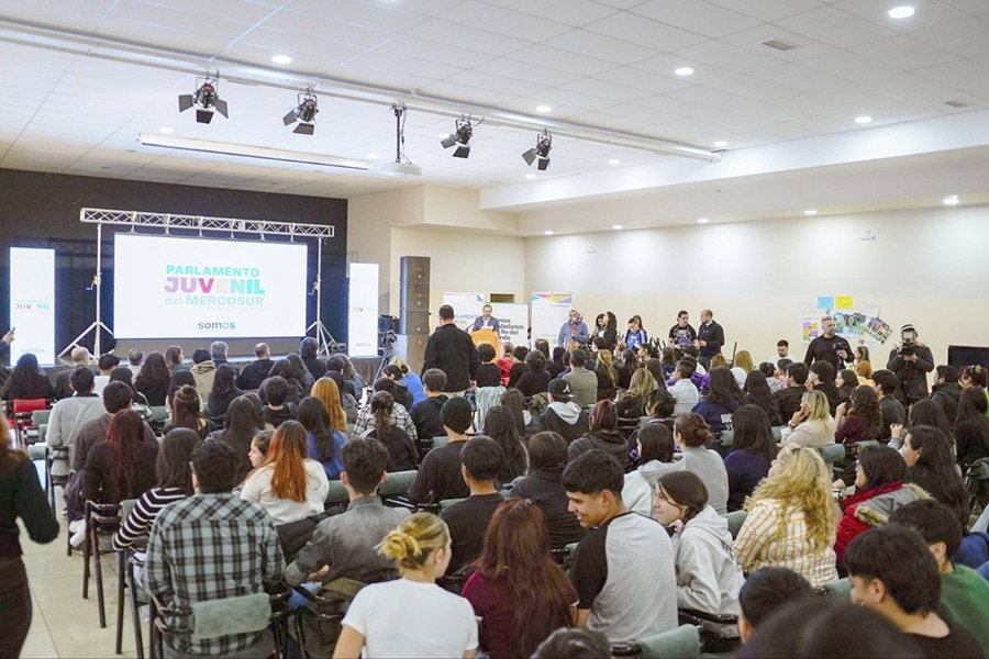 Comenzó el Parlamento Juvenil del Mercosur 2025