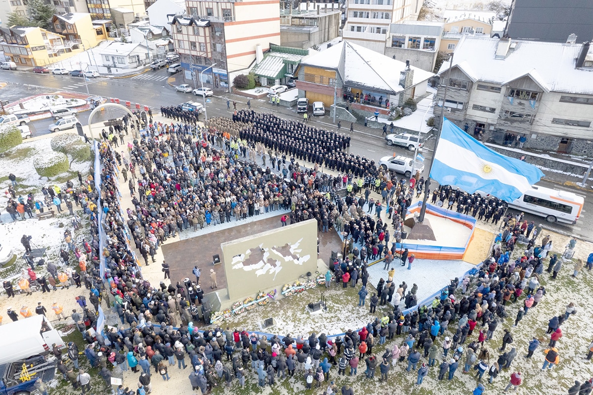 Combatientes de Malvinas presentaron una denuncia penal contra Javier Milei