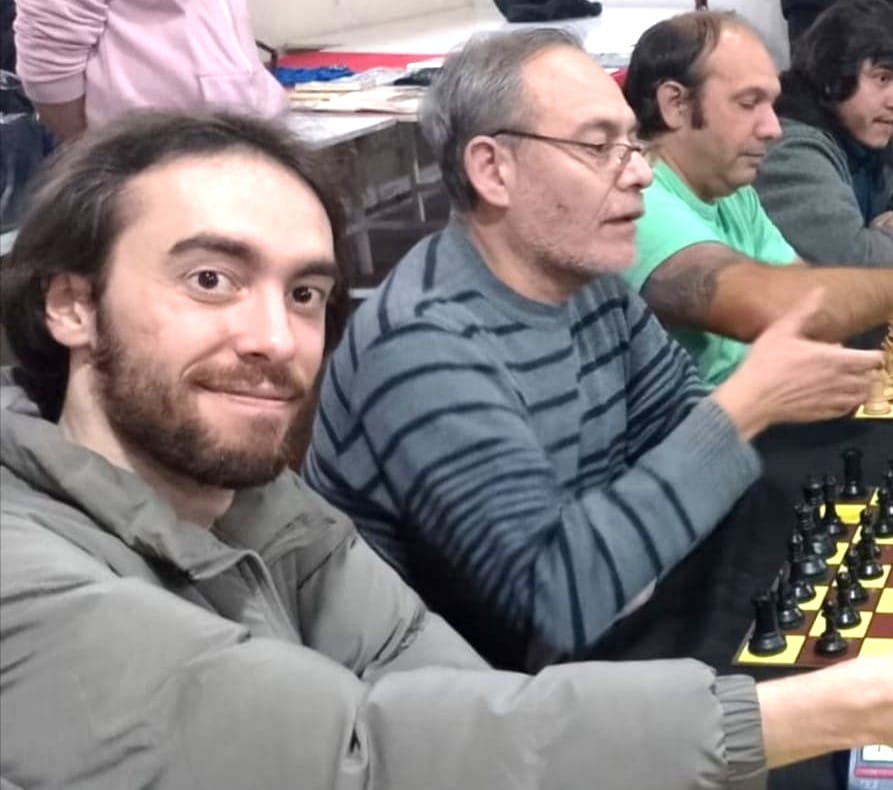 El Círculo de Ajedrez de Ushuaia gana torneo en La Carlota