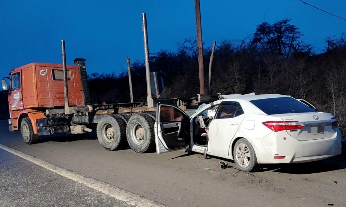 Ruta 3: colisionaron un vehículo y un camión