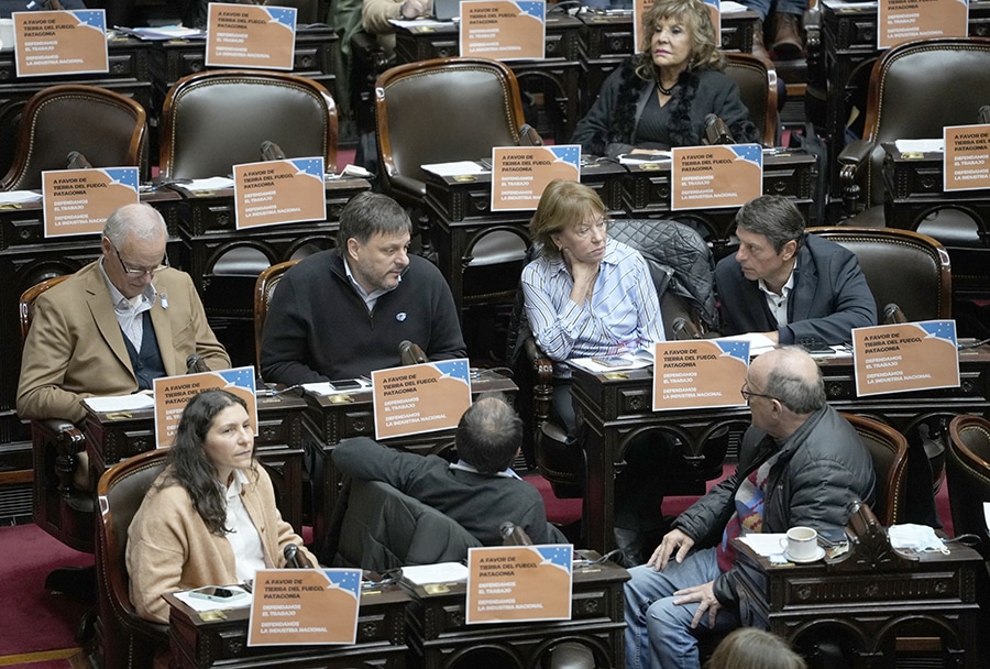 Fracasó la sesión pedida por diputados opositores