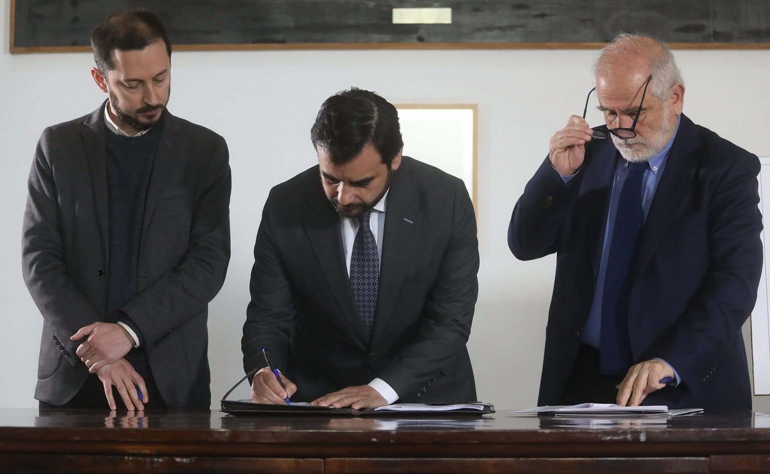 Chile firma el decreto de expropiación de Colonia Dignidad