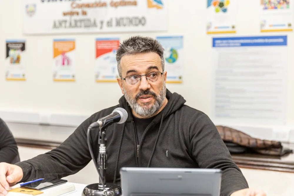 «No le tememos al conflicto, vamos a luchar», dijo Catena tras ratificar el paro del SUTEF