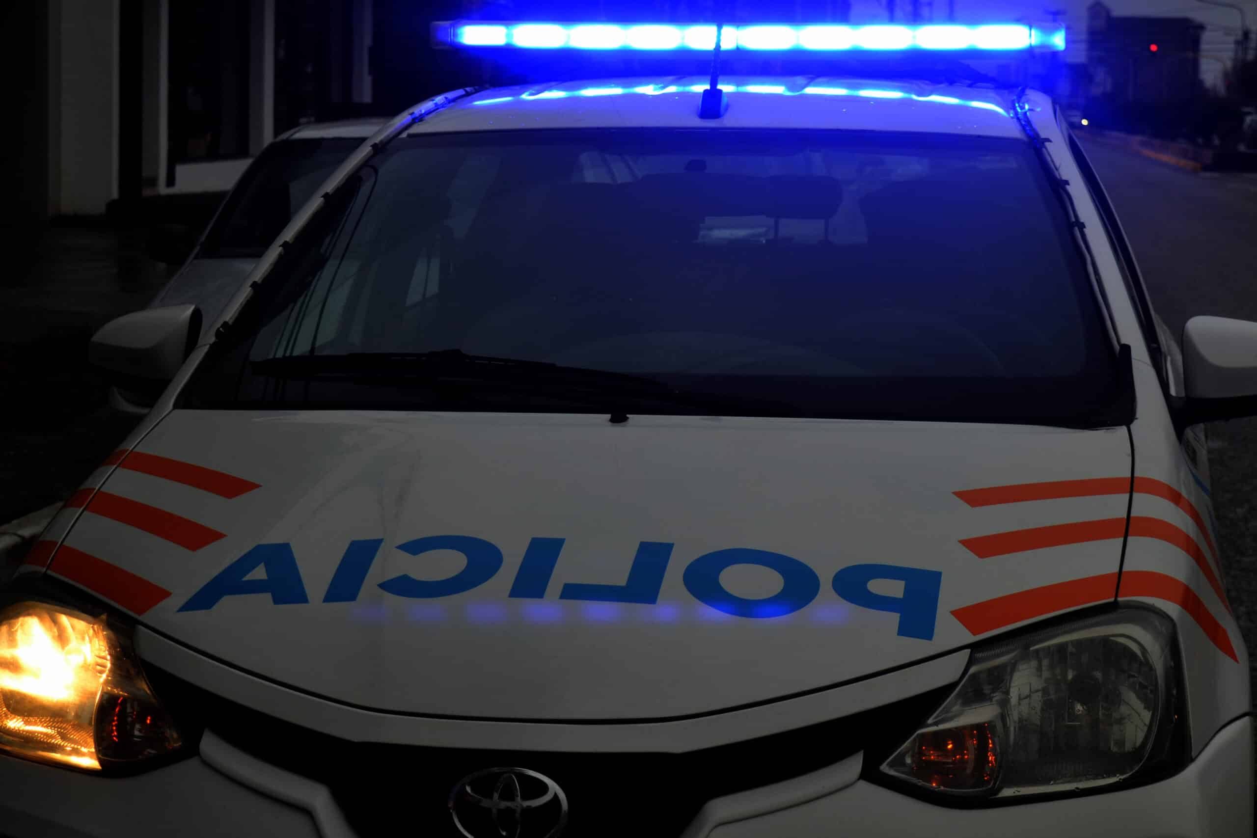 Dos sujetos fueron detenidos tras sustraer elementos de un autoservicio