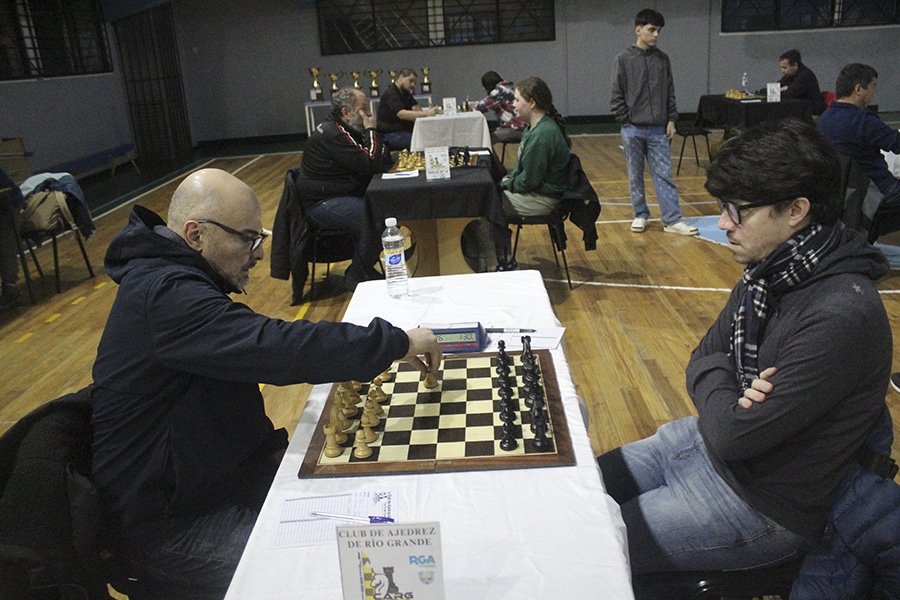 Magistral Aniversario: nueve punteros tras la ronda 2