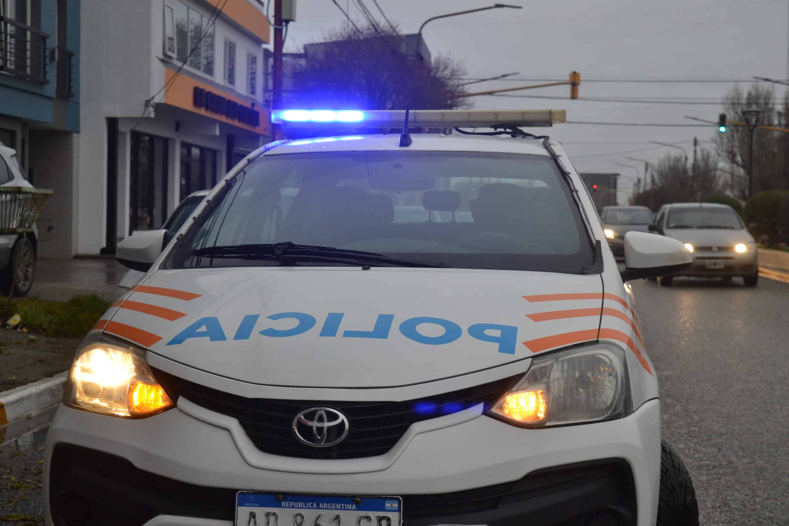 Policías detienen nuevamente a un sujeto violento
