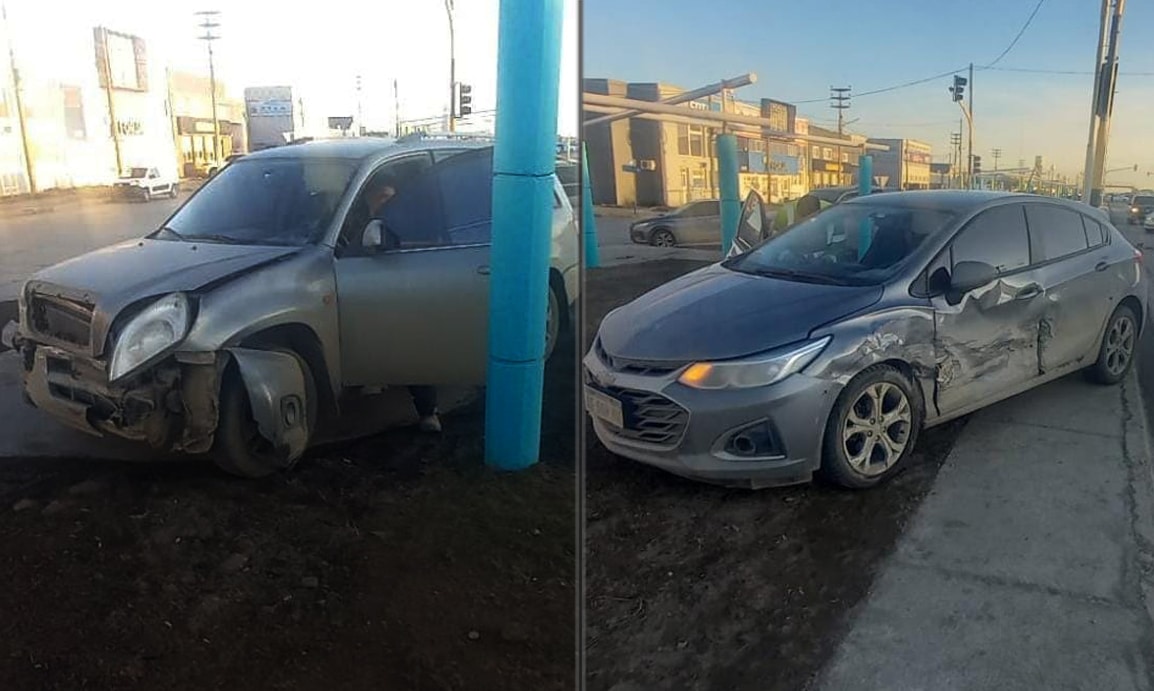 Colisión vehicular en el cruce de Obligado e Islas Malvinas