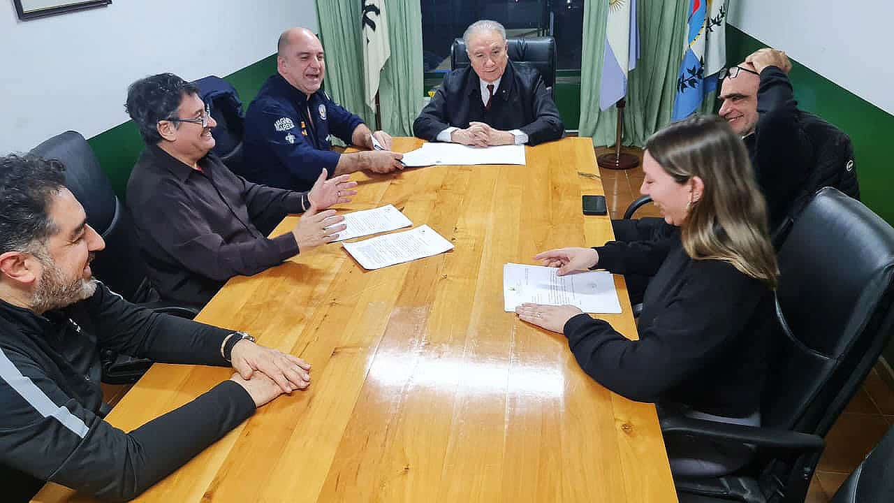 La UTN Fueguina y BigTools sellan importante convenio