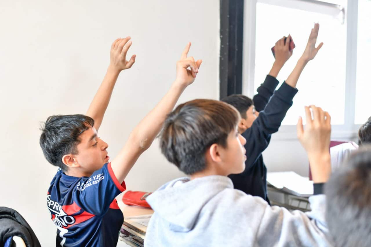 Preinscriben a hermanos ingresantes de nivel secundario