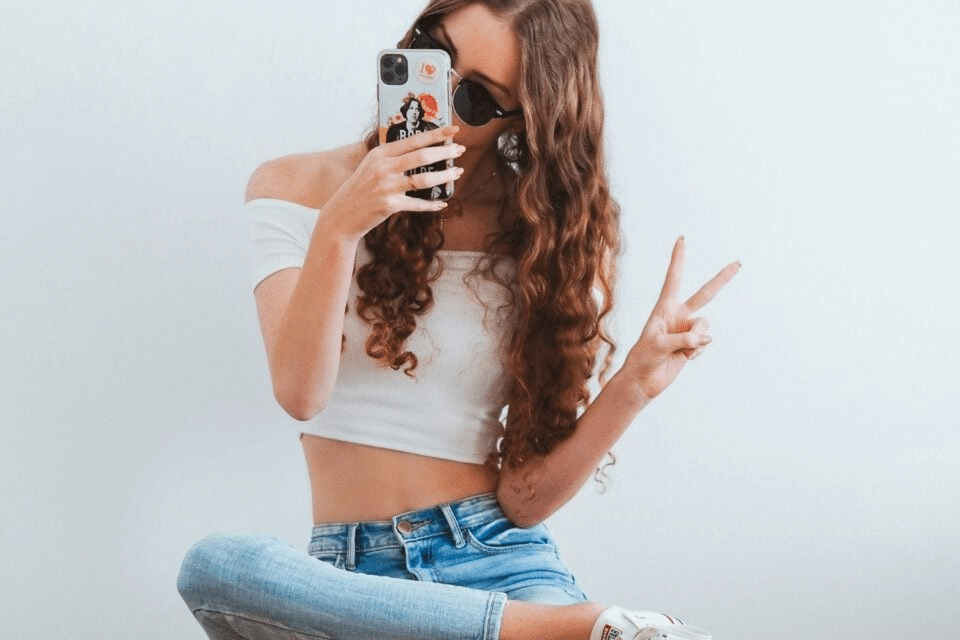 Los influencers del futuro no serán humanos, y la <b>inteligencia artificial</b> ya lo tiene todo planeado thumbnail