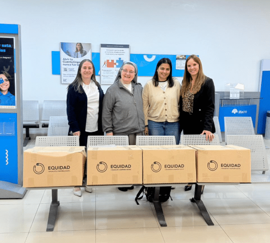 Banco Macro y Fundación Equidad trabajan unidos para reducir la brecha digital