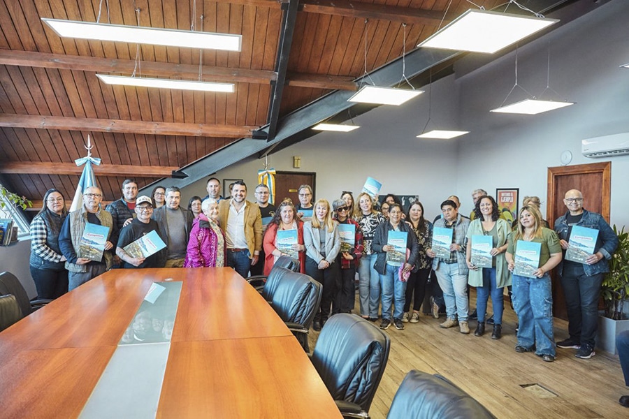 El intendente Walter Vuoto entregó 20 títulos de propiedad