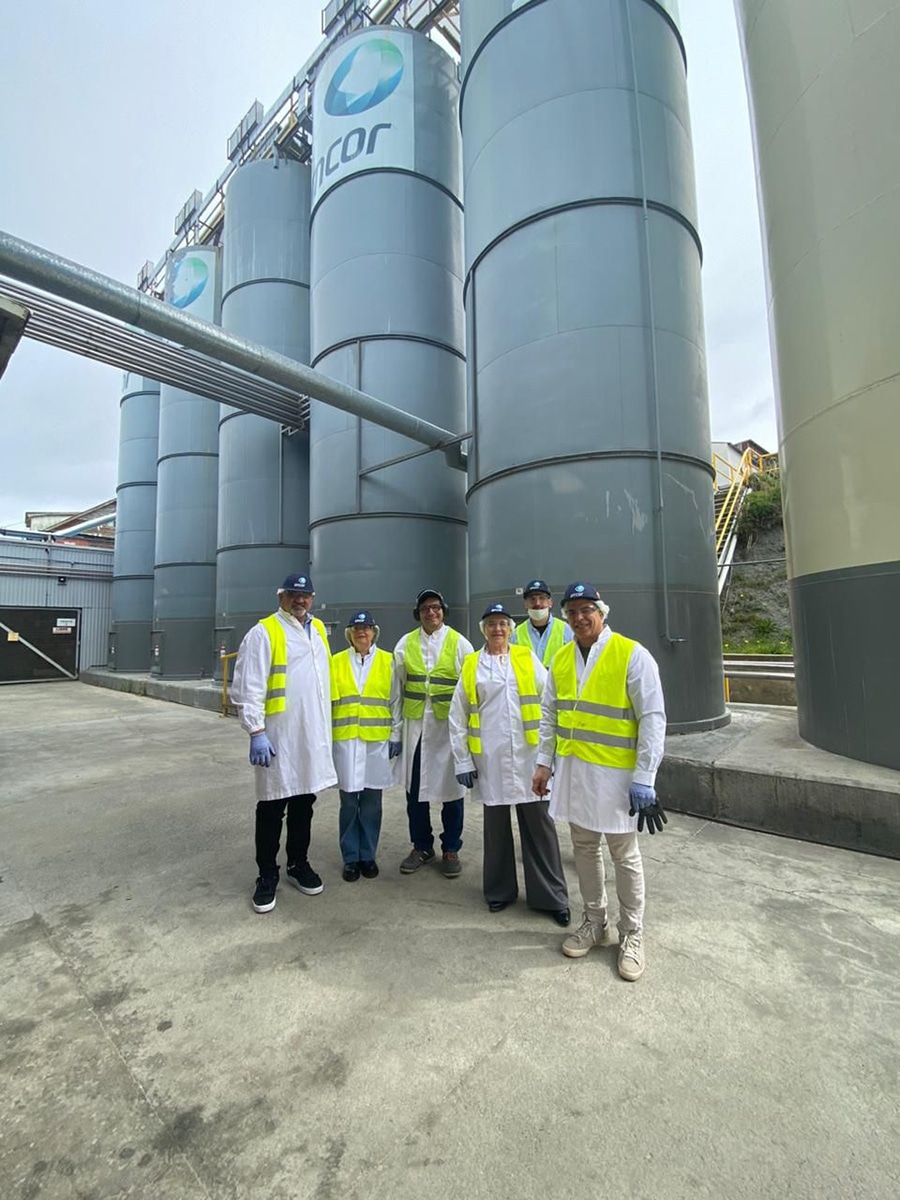 La Cámara de Comercio visitó Vinisa Fueguina