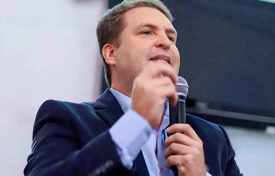 “La gente definirá su voto en base a propuestas y no a partidos”