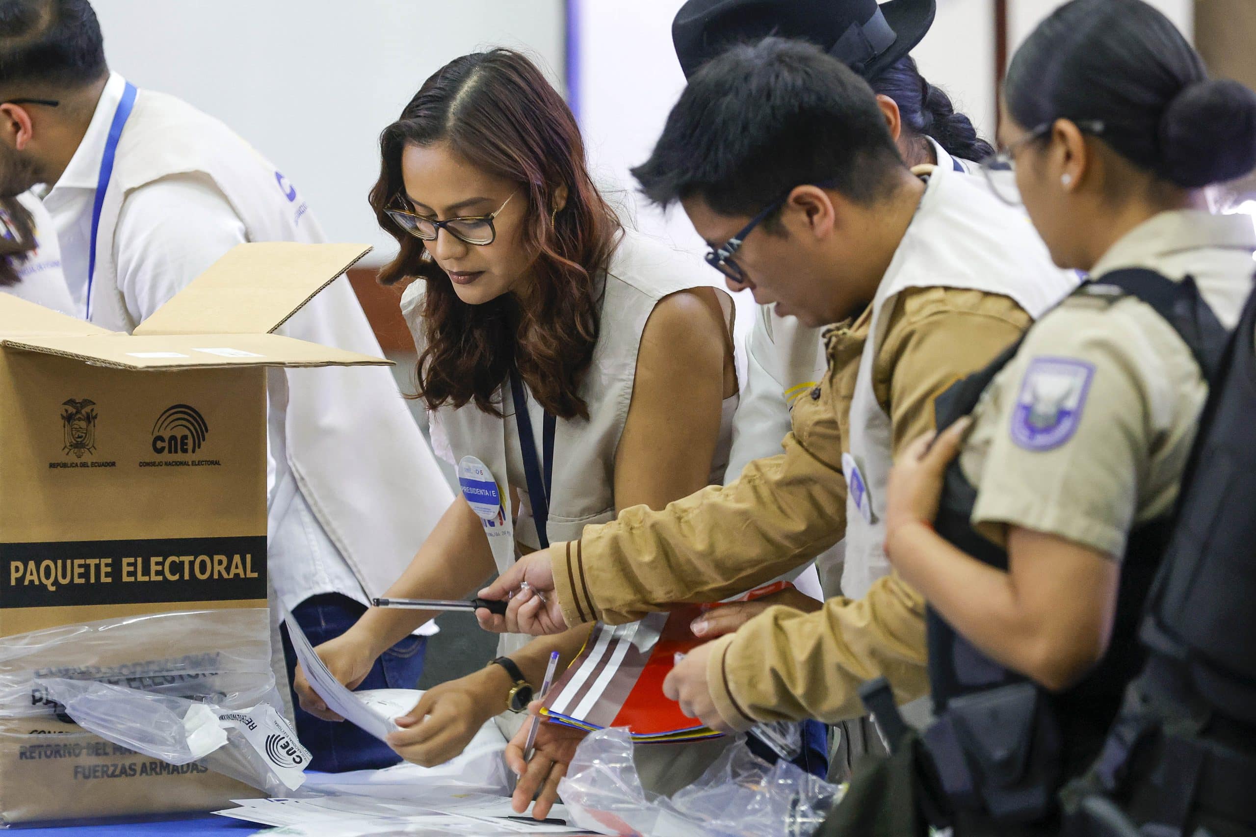 Consulta popular y referendo constitucional en Ecuador