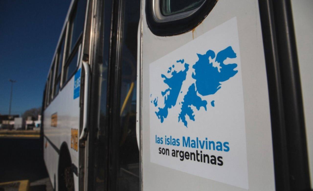 “Las Islas Malvinas son Argentinas”: la leyenda que llevarán los colectivos de la ciudad de Buenos Aires