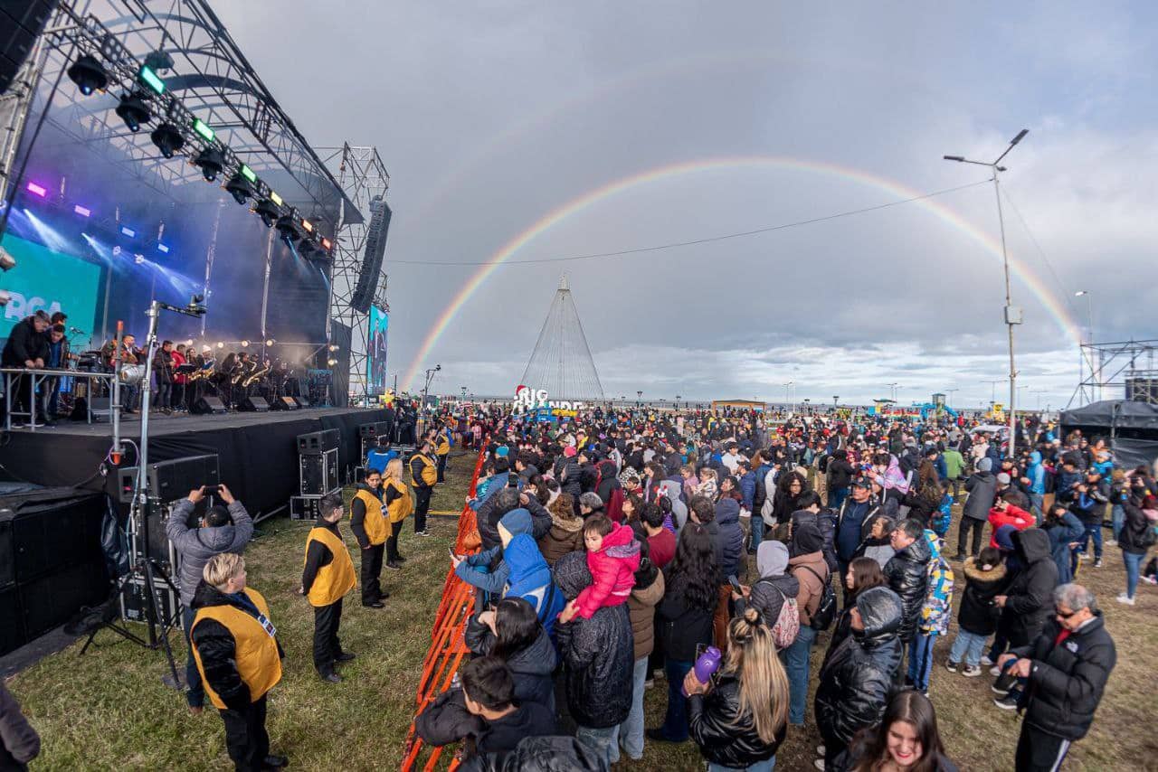 Actividades de hoy en el marco del encendido del árbol de Navidad