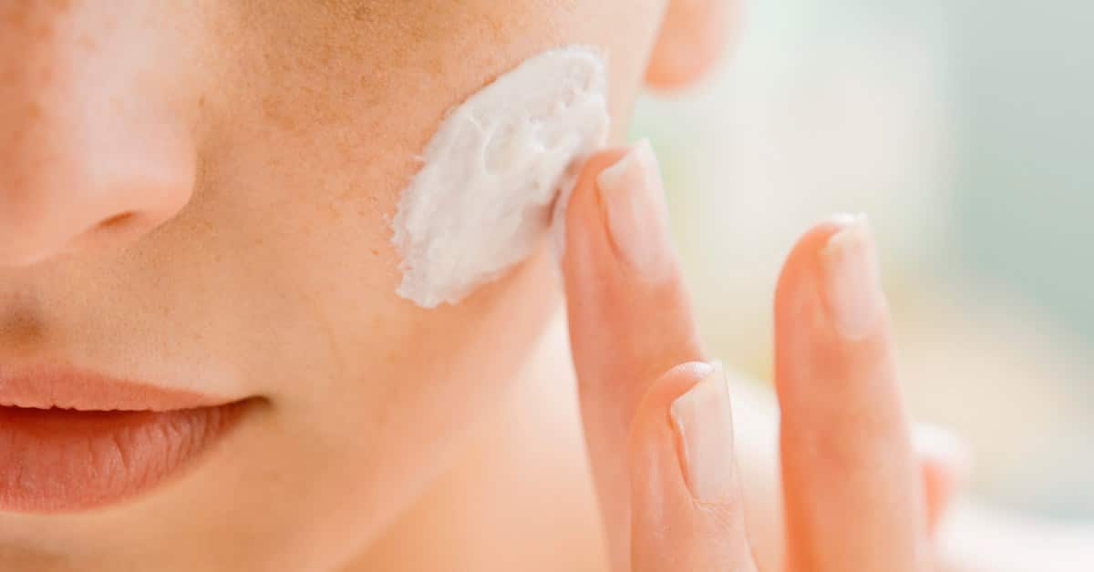 Ola de calor: 5 hábitos esenciales para potenciar la hidratación de la piel