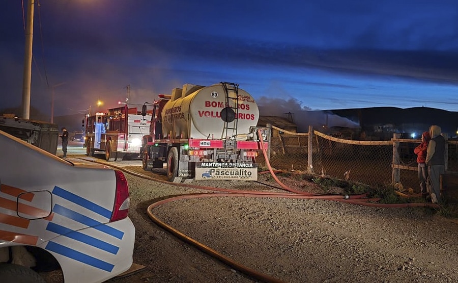 Incendio de dos viviendas en la zona de chacras